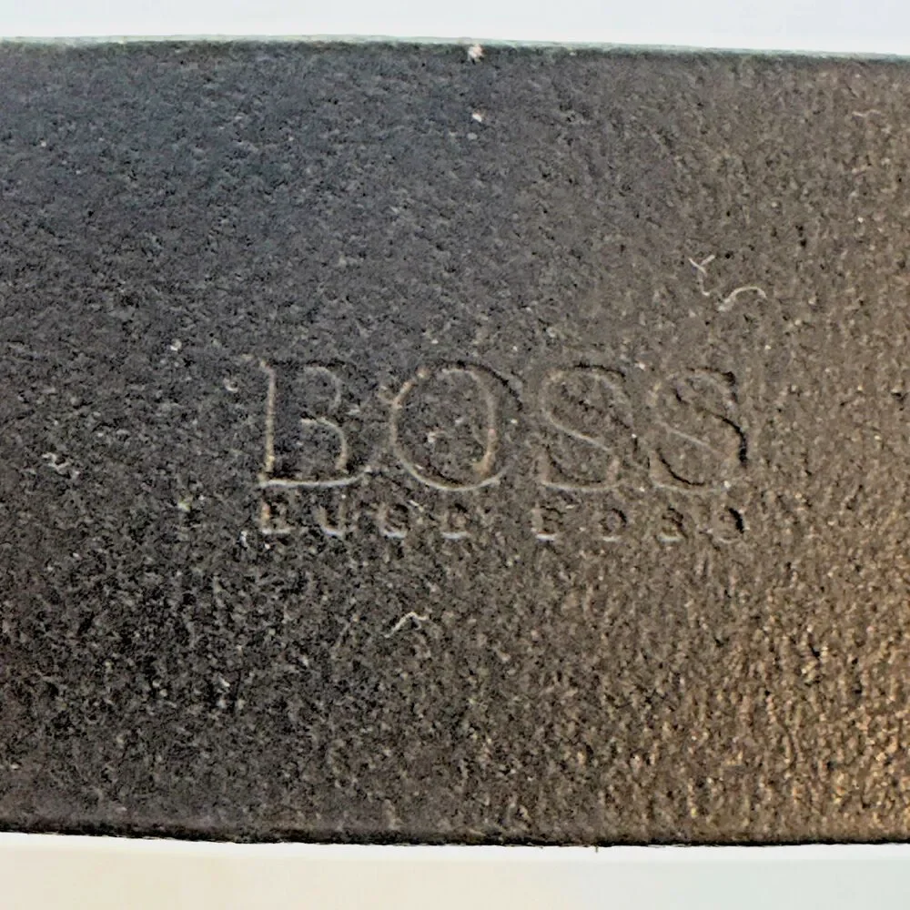 Hugo Boss Black Cow Leather Belt Men's 38 Engraved HB Silver Tone Buckle 5128